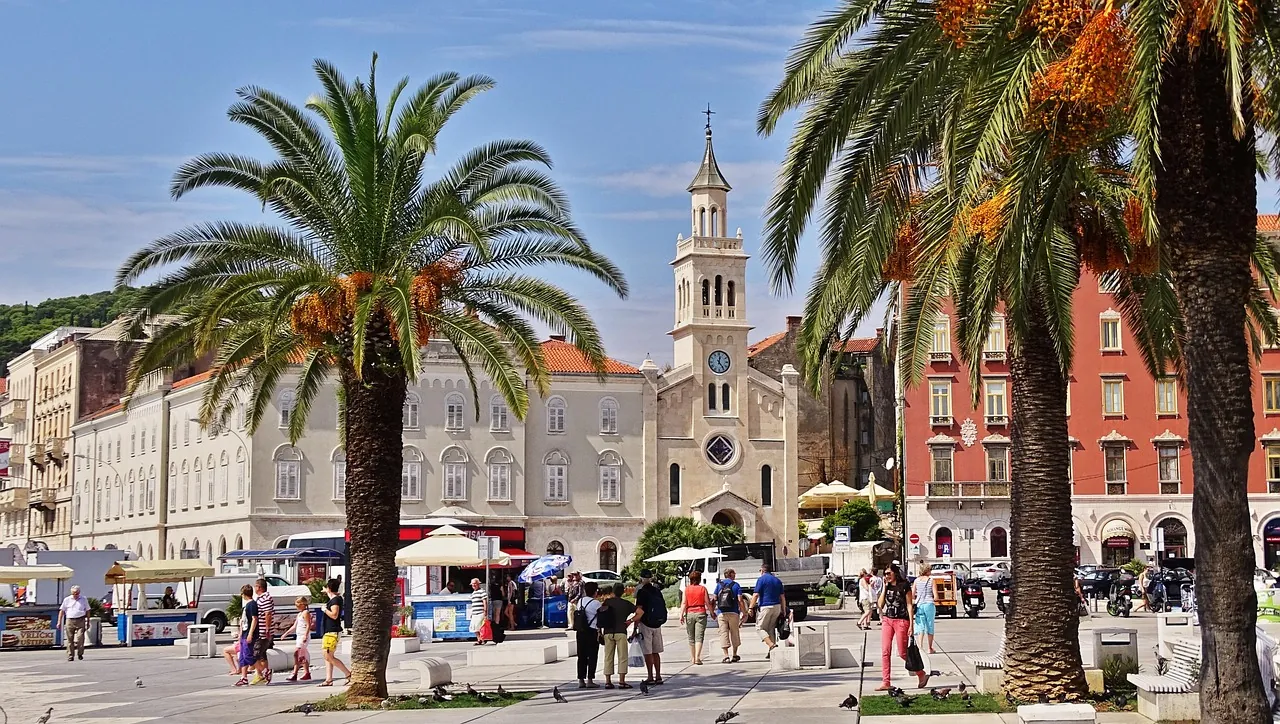 Everyday life on Split’s Riva promenade