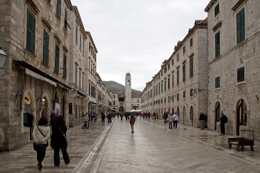 stradun-dubrovnik-main-street Stradun main street in Dubrovnik Old Town during the day