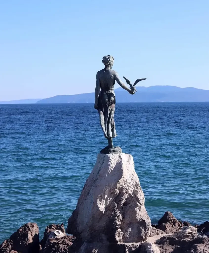 lady-and-seagull-sculpture-opatija-croatia-cropped