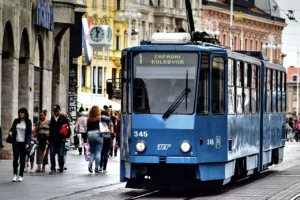 People walking in central Zagreb as Croatia's annual inflation rate slows in May 2026